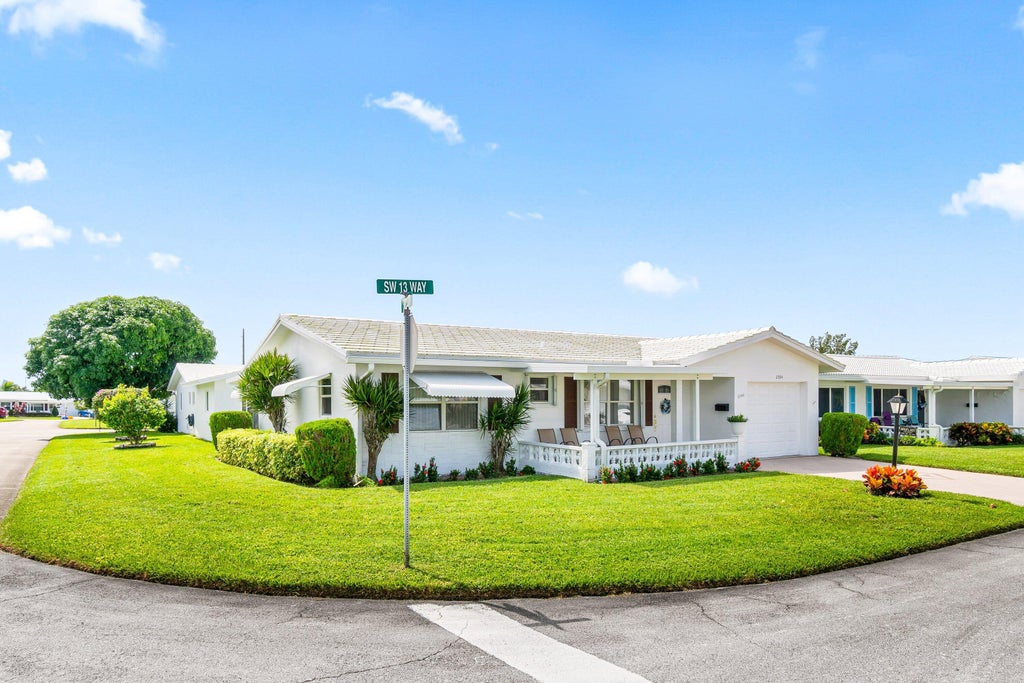 Photo of 2384 SW 13th Way, Boynton Beach, FL 33426 (MLS # R11130718)