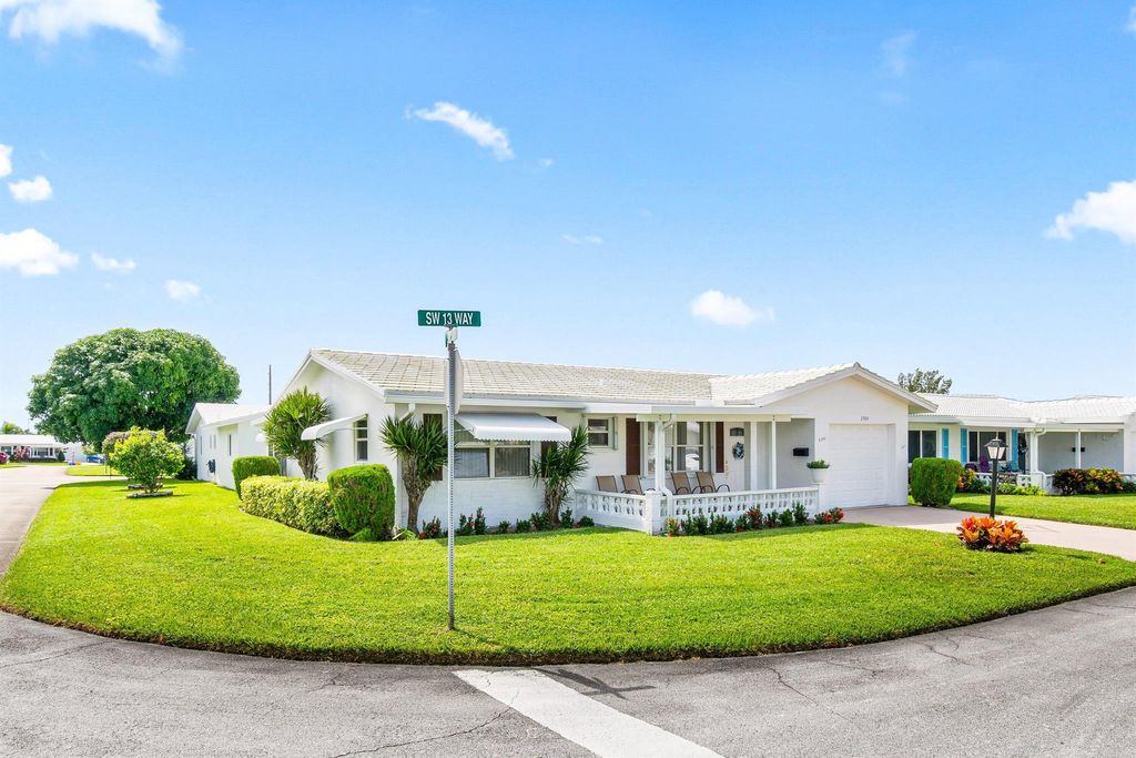 Photo of 2384 SW 13th Way, Boynton Beach, FL 33426 (MLS # R11130718)