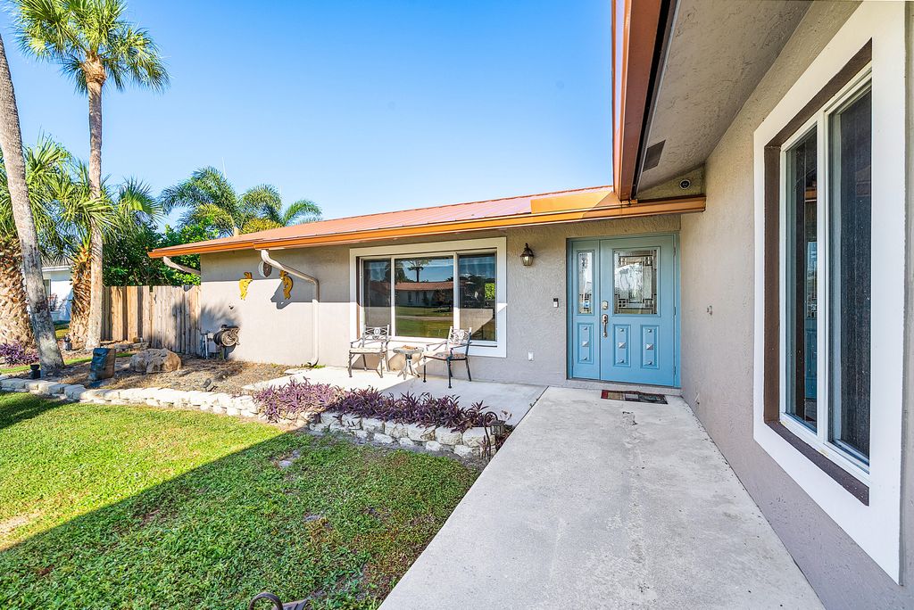 Photo of 74 W Palmetto Road, Lake Worth, FL 33467 (MLS # R11143210)