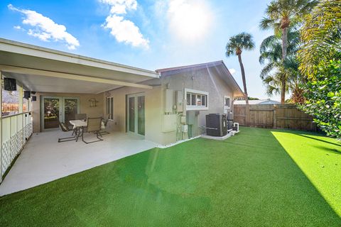Tiny photo for 74 W Palmetto Road, Lake Worth, FL 33467 (MLS # R11143210)
