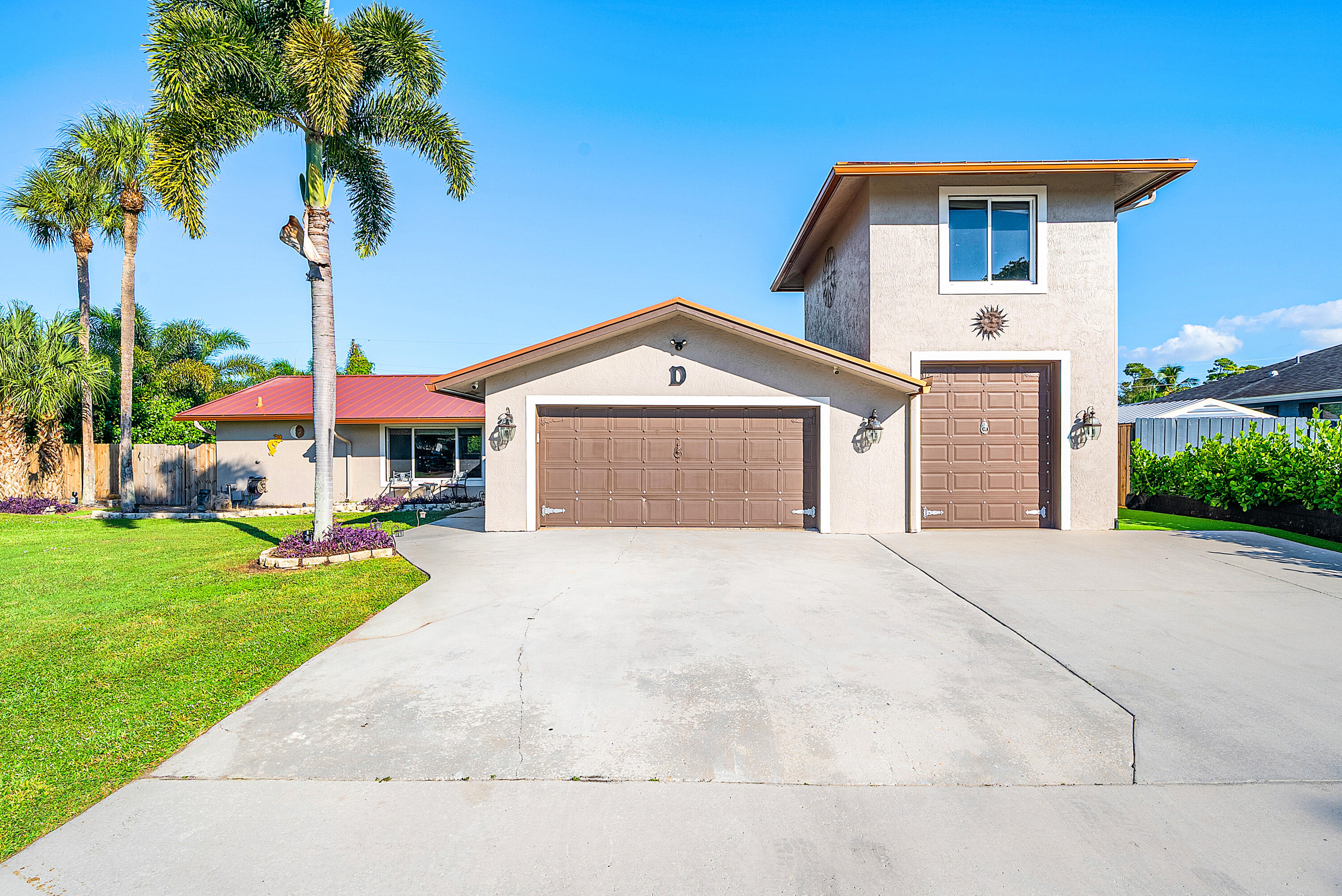 74 W Palmetto Road
