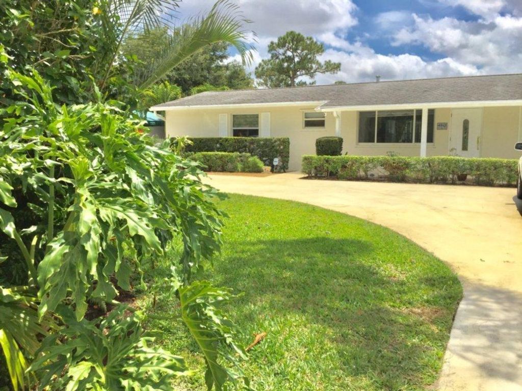 Photo of 4912 S Kay Street, Palm Beach Gardens, FL 33418 (MLS # R10708538)
