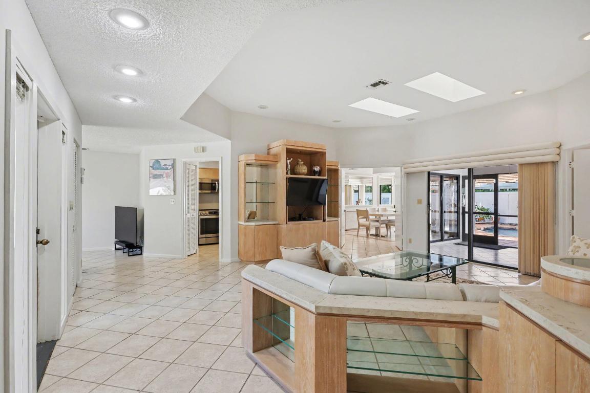 CYPRESS POINT VILLAS OF BOCA WEST - Residential