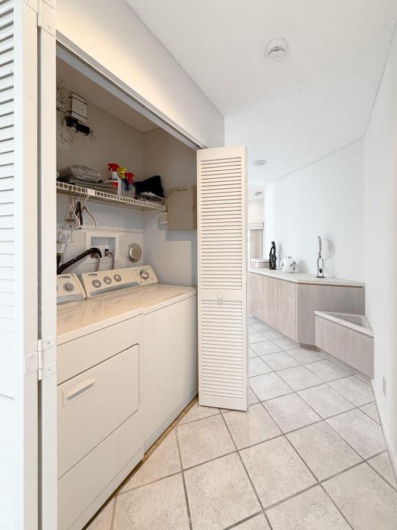 CYPRESS POINT VILLAS OF BOCA WEST - Residential