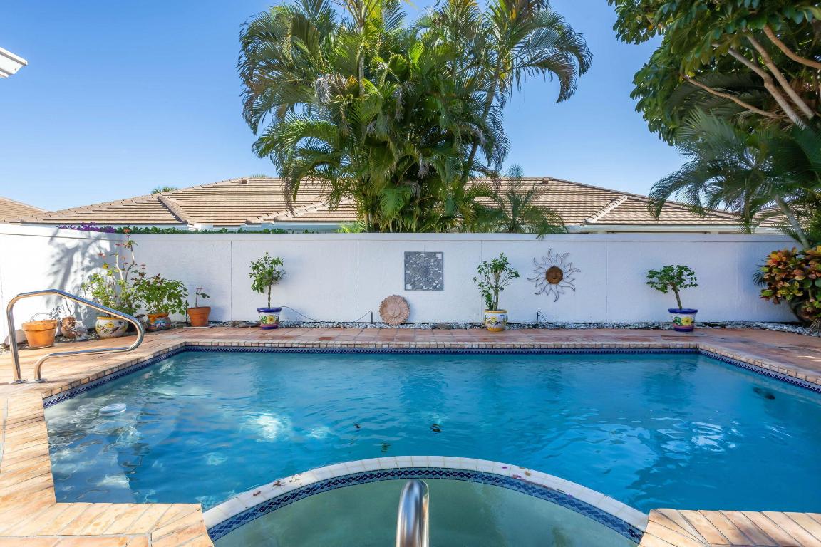 CYPRESS POINT VILLAS OF BOCA WEST - Residential