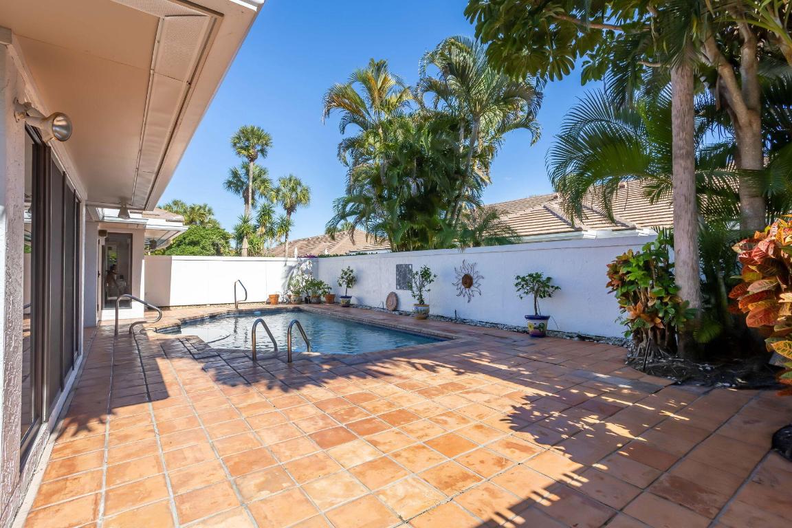 CYPRESS POINT VILLAS OF BOCA WEST - Residential