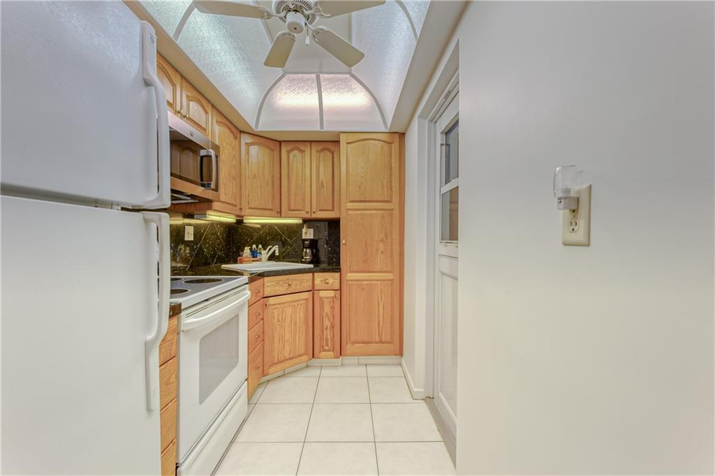 Riverside North Apts Co-O - Residential