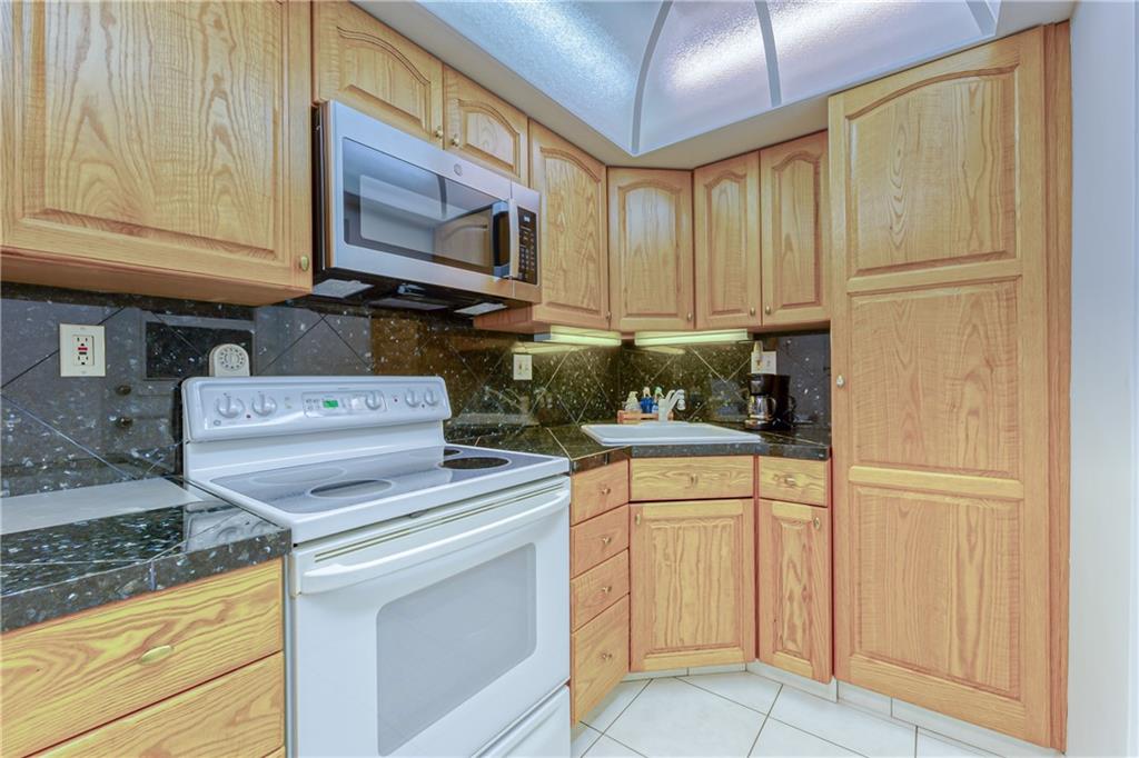 Riverside North Apts Co-O - Residential