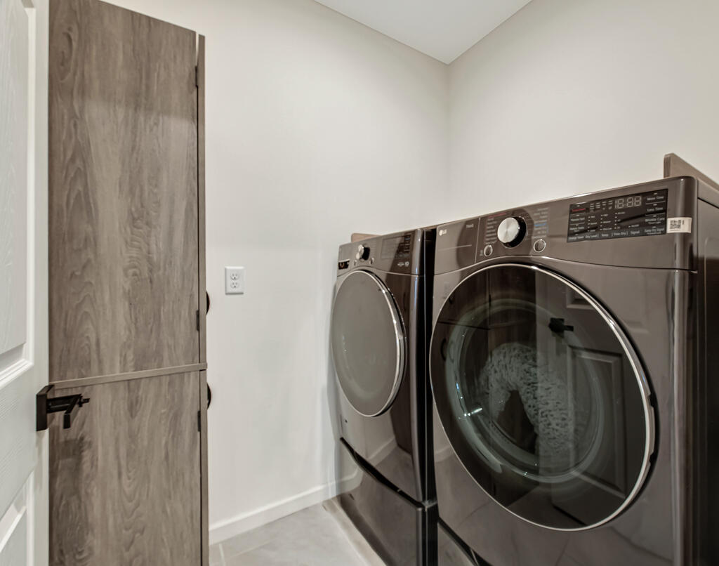 PORT ST LUCIE SECTION 8 - Residential