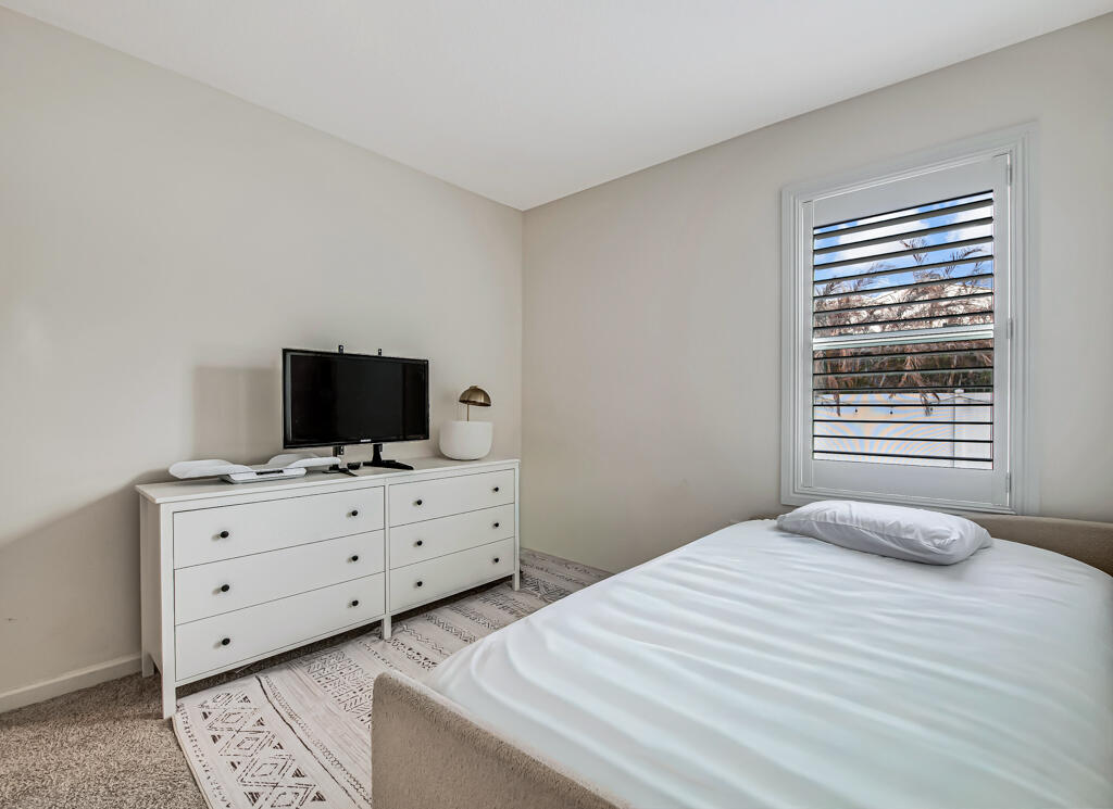 PORT ST LUCIE SECTION 8 - Residential