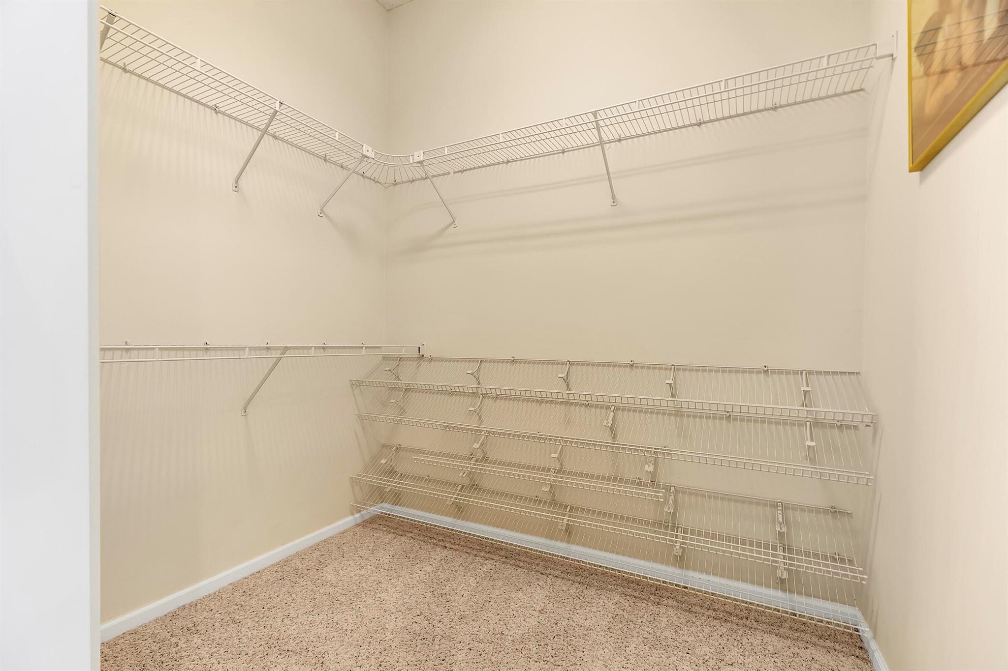 EAGLE POINT - Residential