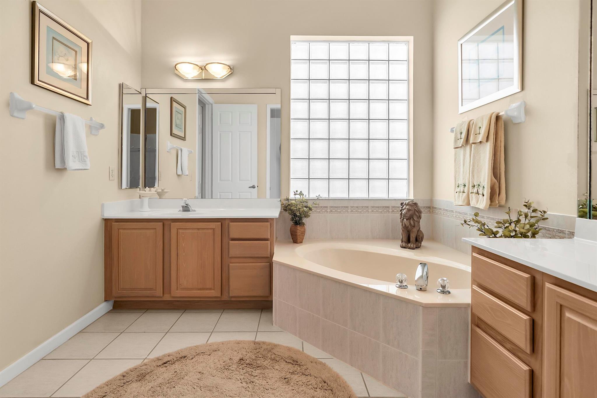 EAGLE POINT - Residential