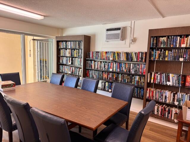 LA BONNE VIE CONDO - Residential Lease