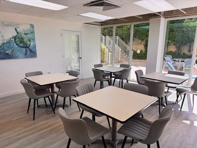 LA BONNE VIE CONDO - Residential Lease