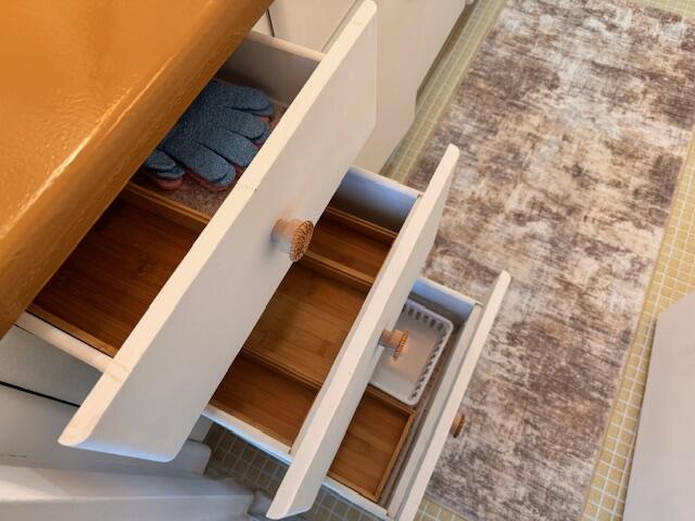 LA BONNE VIE CONDO - Residential Lease