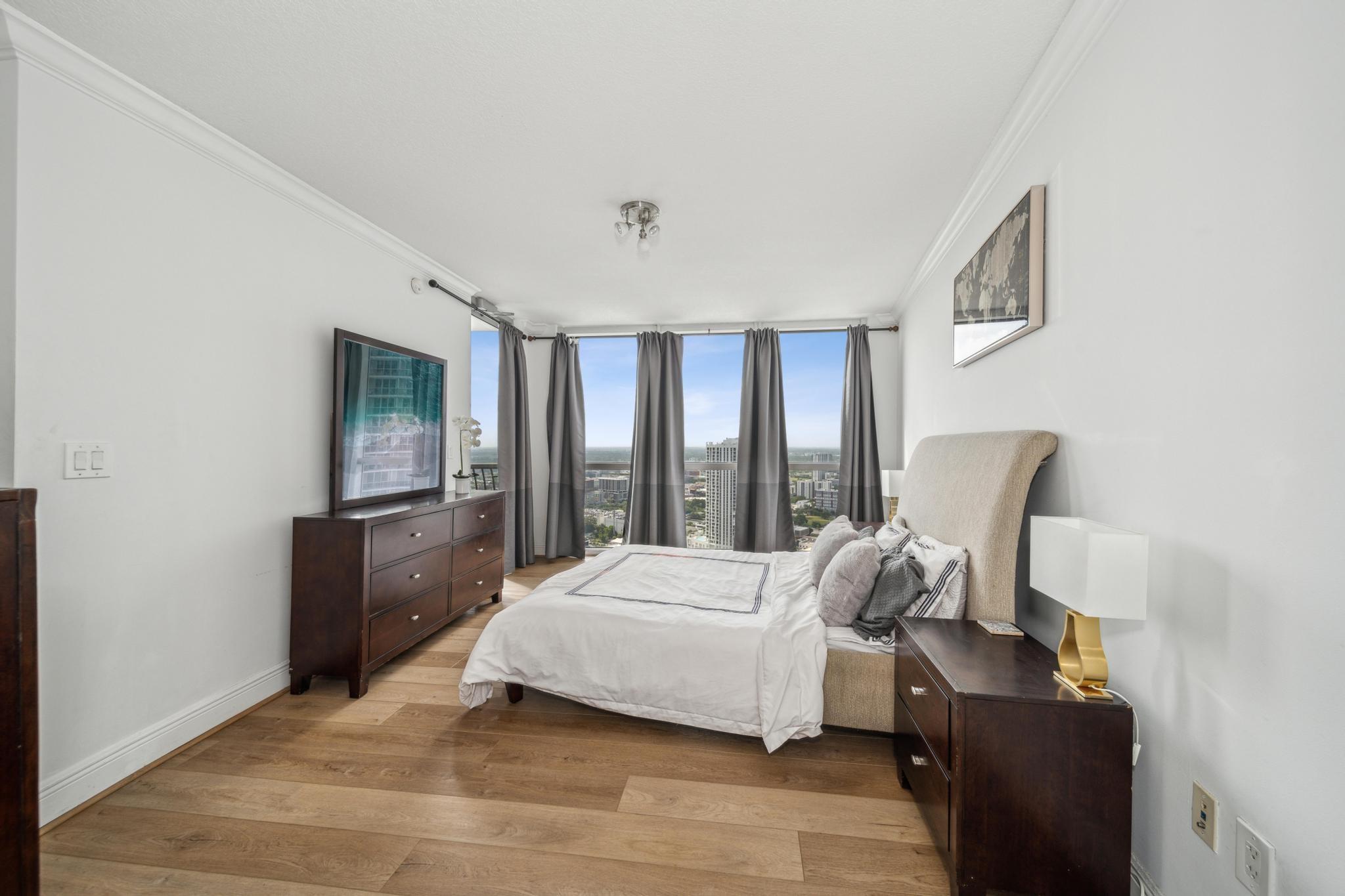 OPERA TOWER - Residential