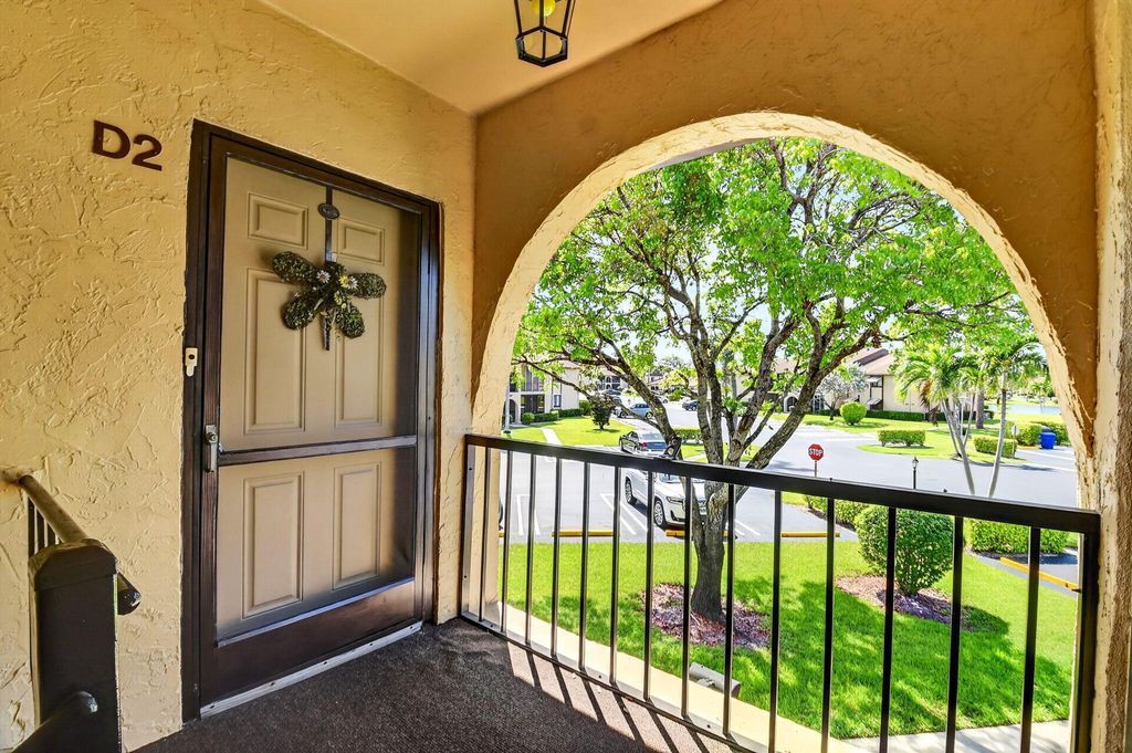 Photo of 207 Pine Hov Circle #D2, Greenacres, FL 33463 (MLS # B26031570)