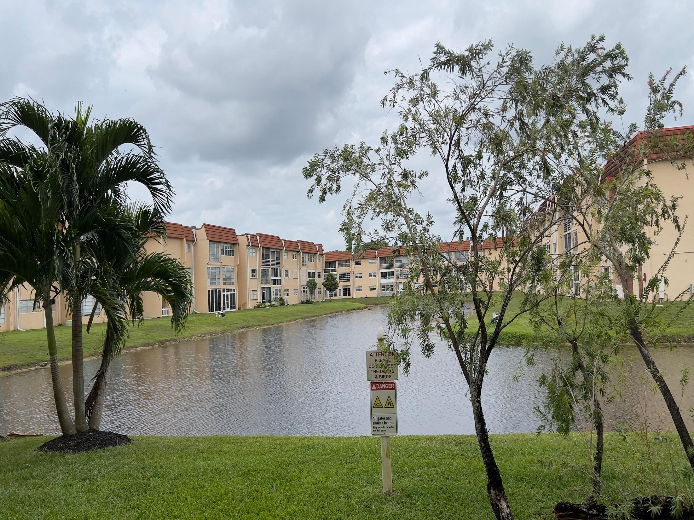 SUNRISE LAKES 82 CONDO - Residential