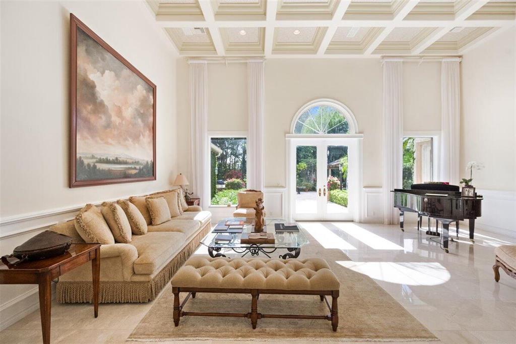 MALLET HILL OF WELLINGTON COUNTRYPLACE - Residential