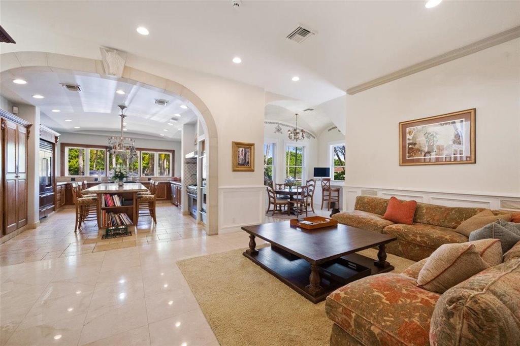 MALLET HILL OF WELLINGTON COUNTRYPLACE - Residential