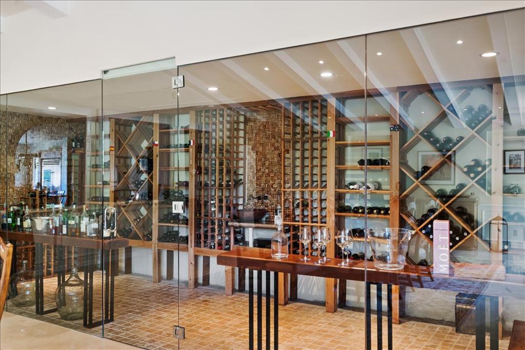 MALLET HILL OF WELLINGTON COUNTRYPLACE - Residential