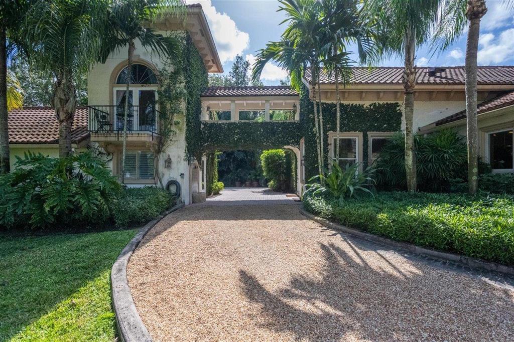 MALLET HILL OF WELLINGTON COUNTRYPLACE - Residential