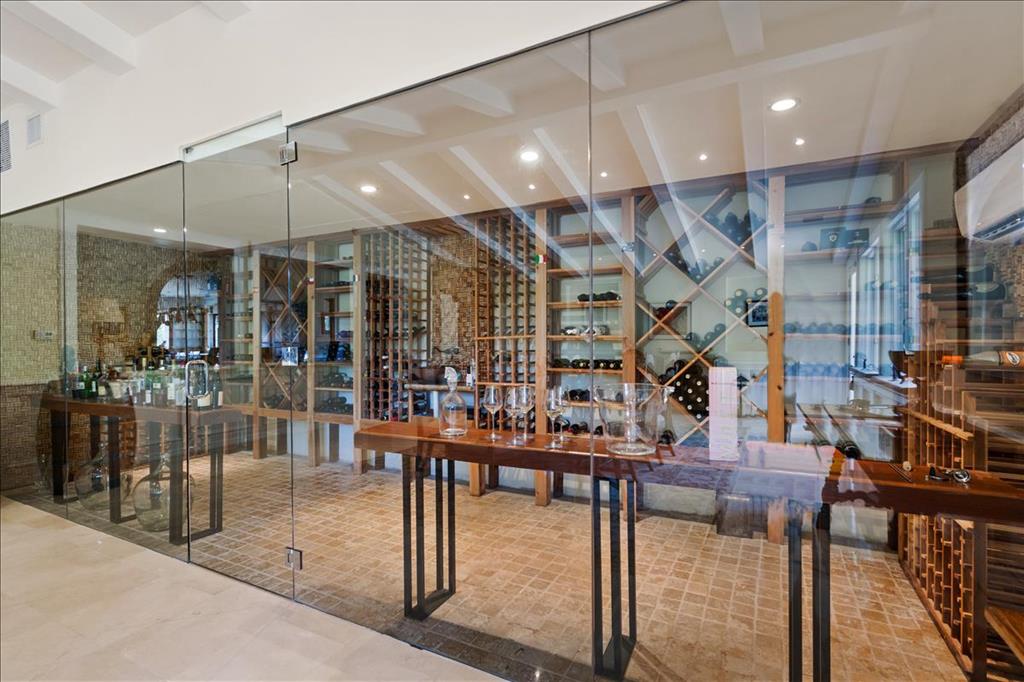 MALLET HILL OF WELLINGTON COUNTRYPLACE - Residential