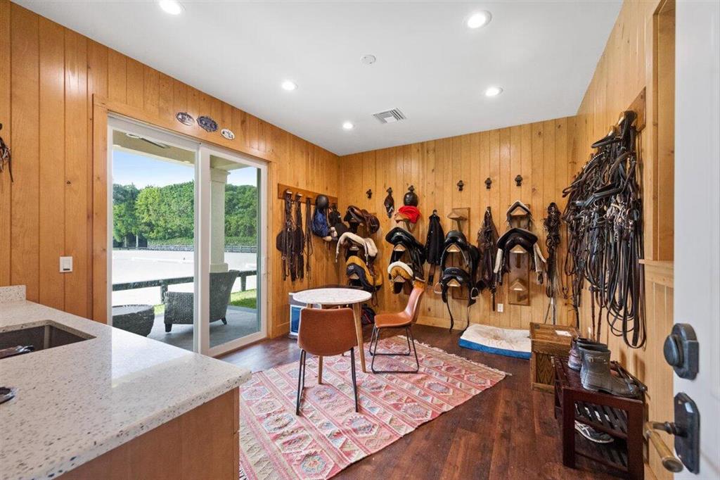 MALLET HILL OF WELLINGTON COUNTRYPLACE - Residential