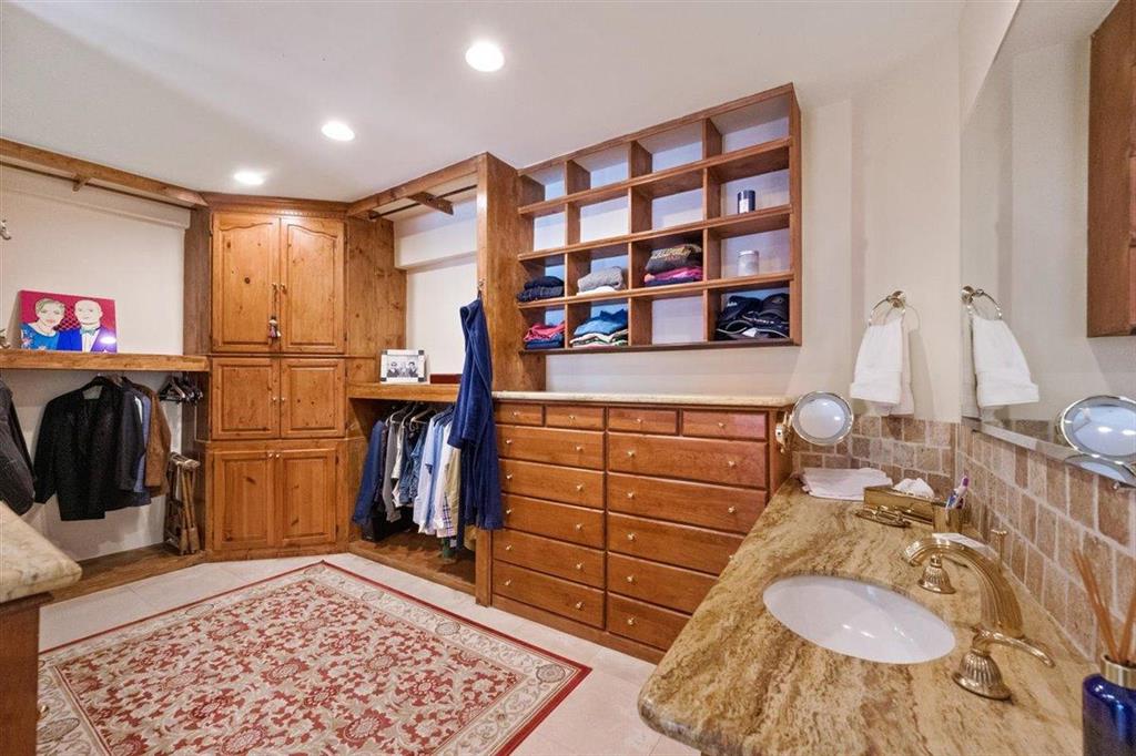 MALLET HILL OF WELLINGTON COUNTRYPLACE - Residential