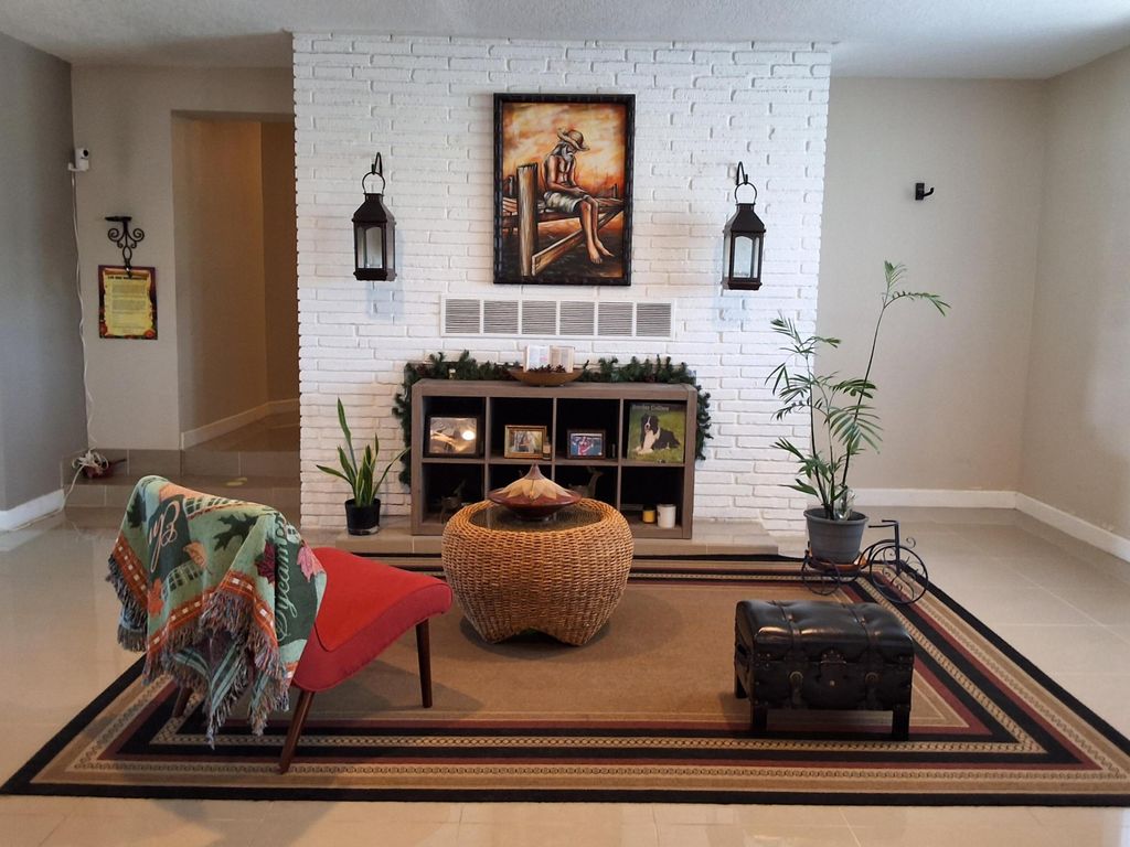 Photo of 1221 Bacom Point Road, Pahokee, FL 33476 (MLS # B26001909)