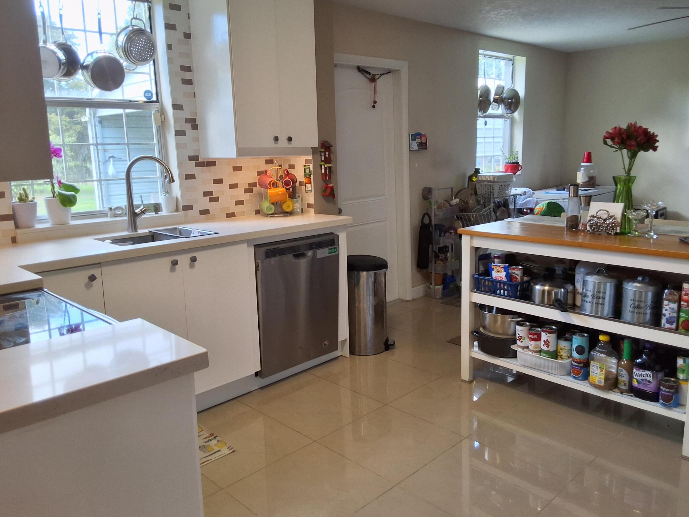 1221 Bacom Point Road