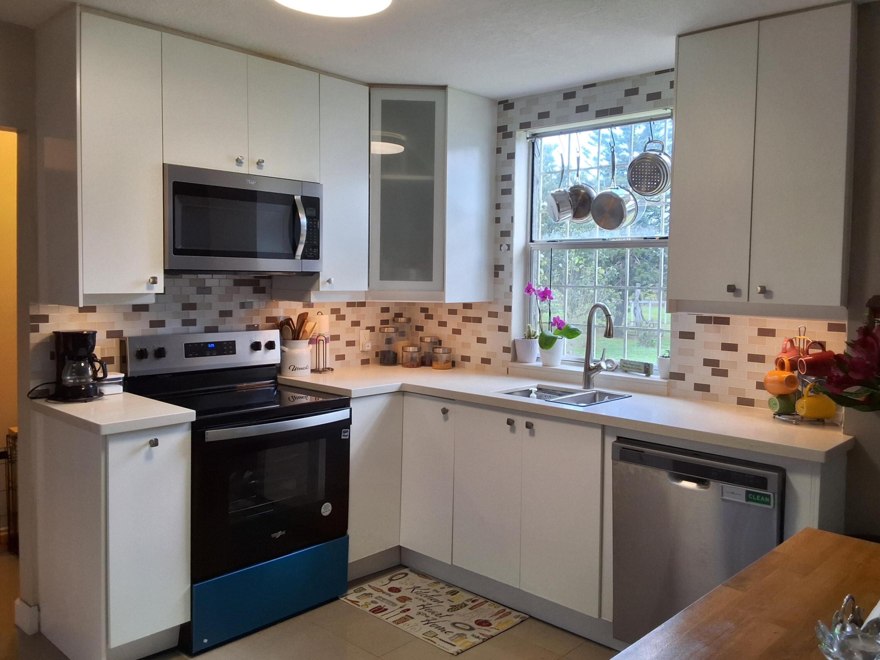 RIDGEWAY BEACH - Residential