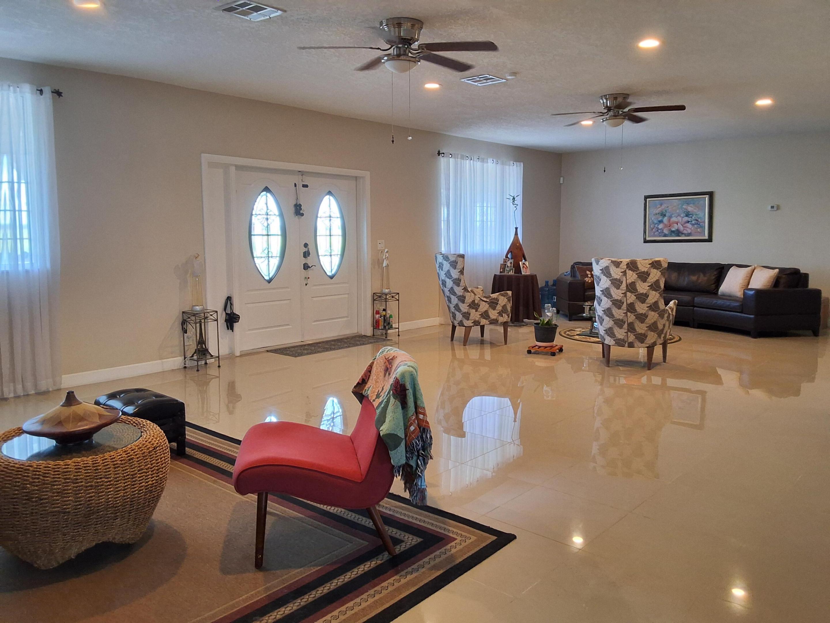 RIDGEWAY BEACH - Residential
