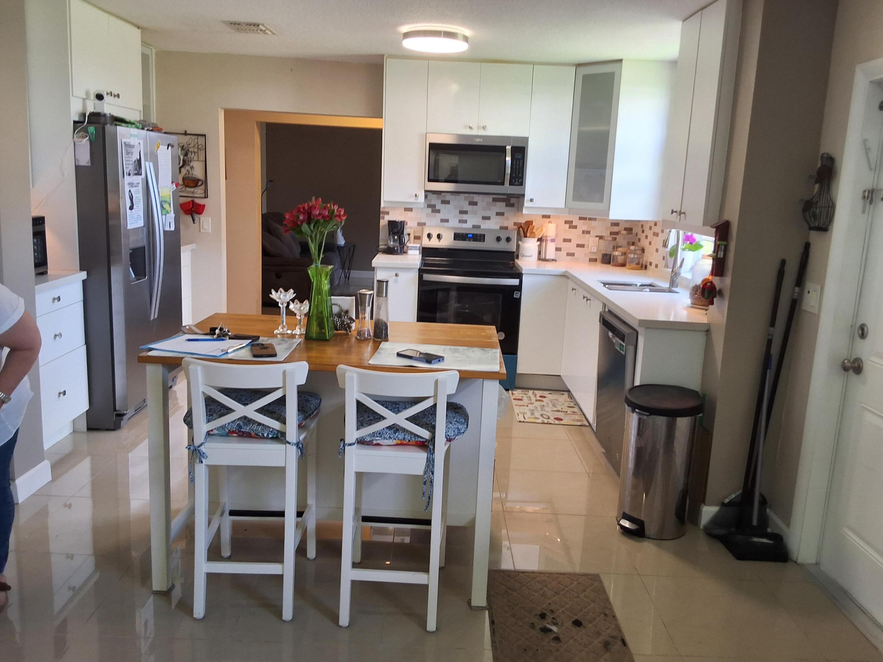 RIDGEWAY BEACH - Residential