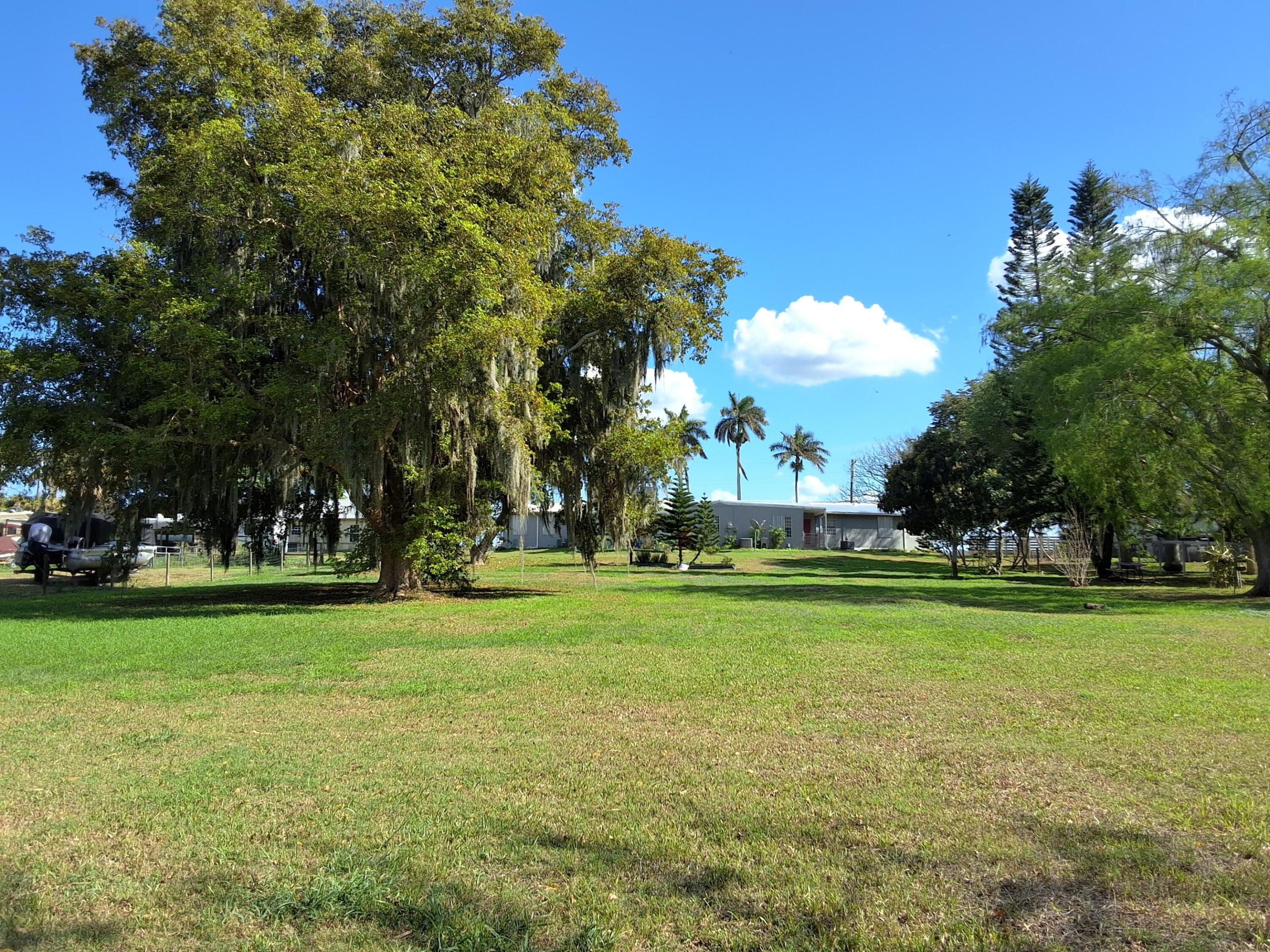 RIDGEWAY BEACH - Residential