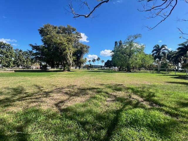 RIDGEWAY BEACH - Residential