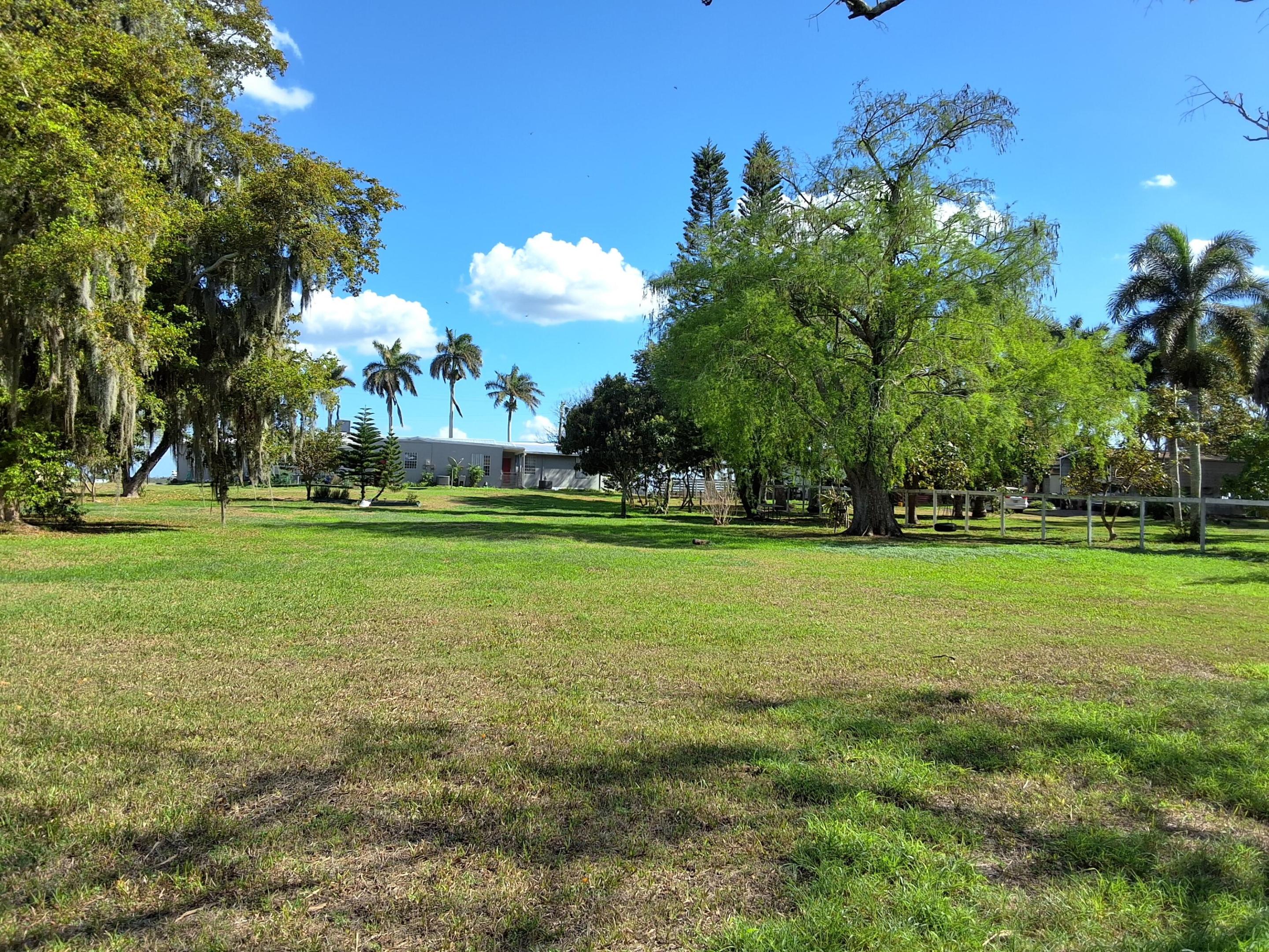 RIDGEWAY BEACH - Residential