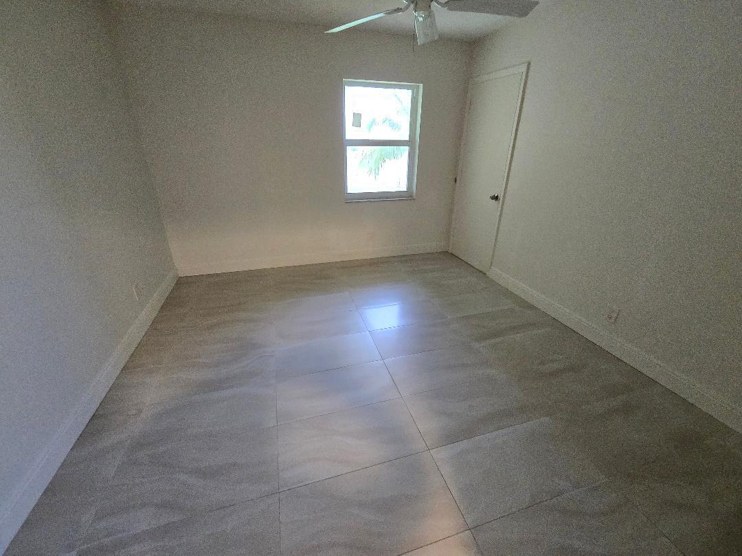 CRYSTAL LAKE 960 CONDO - Residential Lease