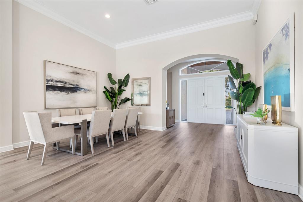 ADMIRALS COVE - Residential