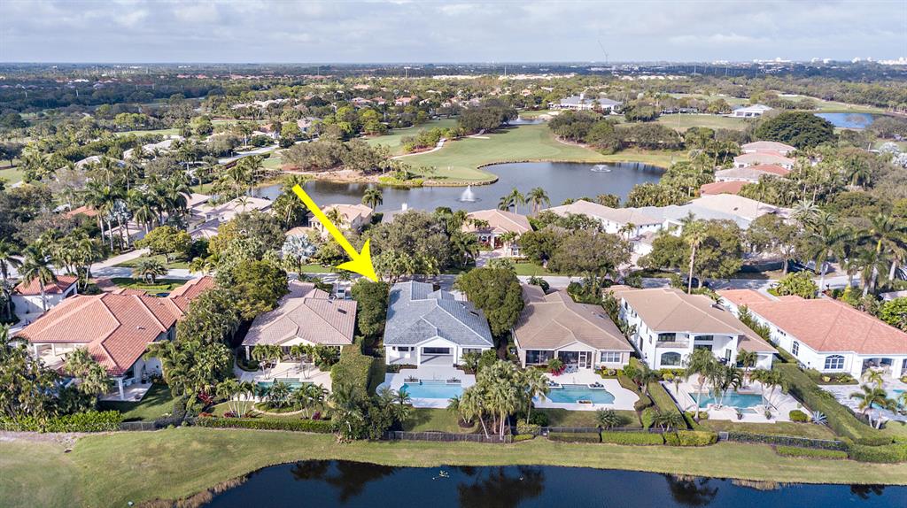 ADMIRALS COVE - Residential