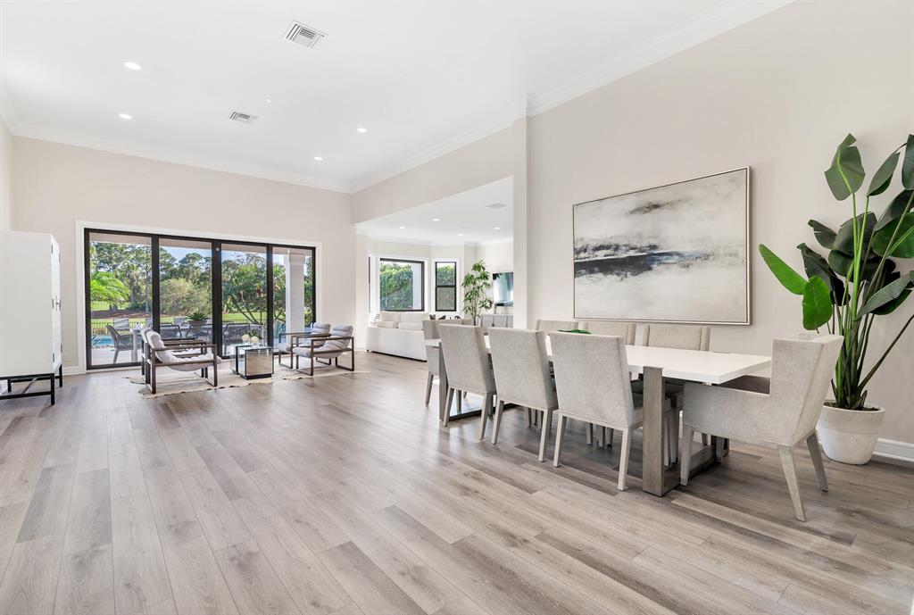 ADMIRALS COVE - Residential