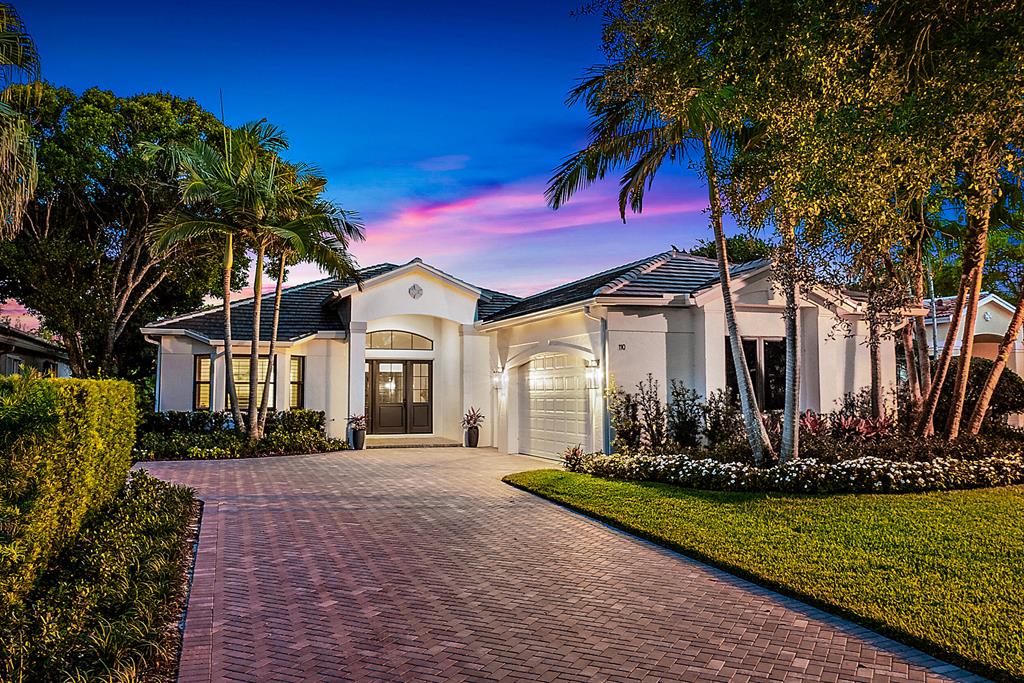 ADMIRALS COVE - Residential