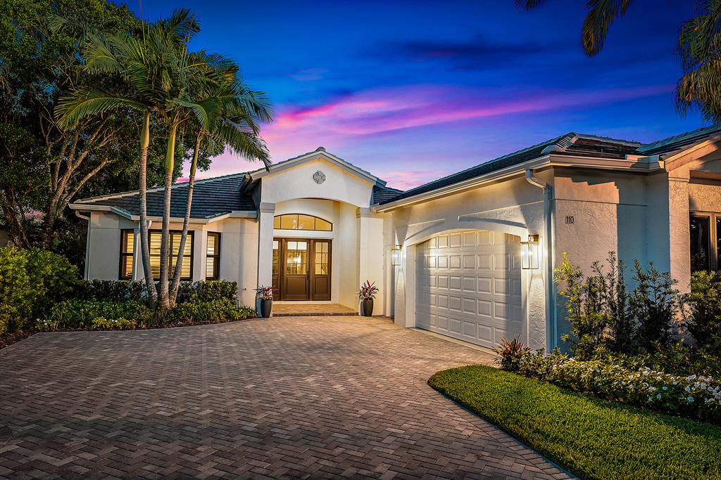 ADMIRALS COVE - Residential