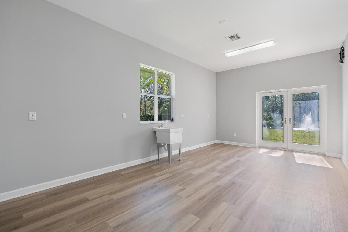 HOMELAND - Residential