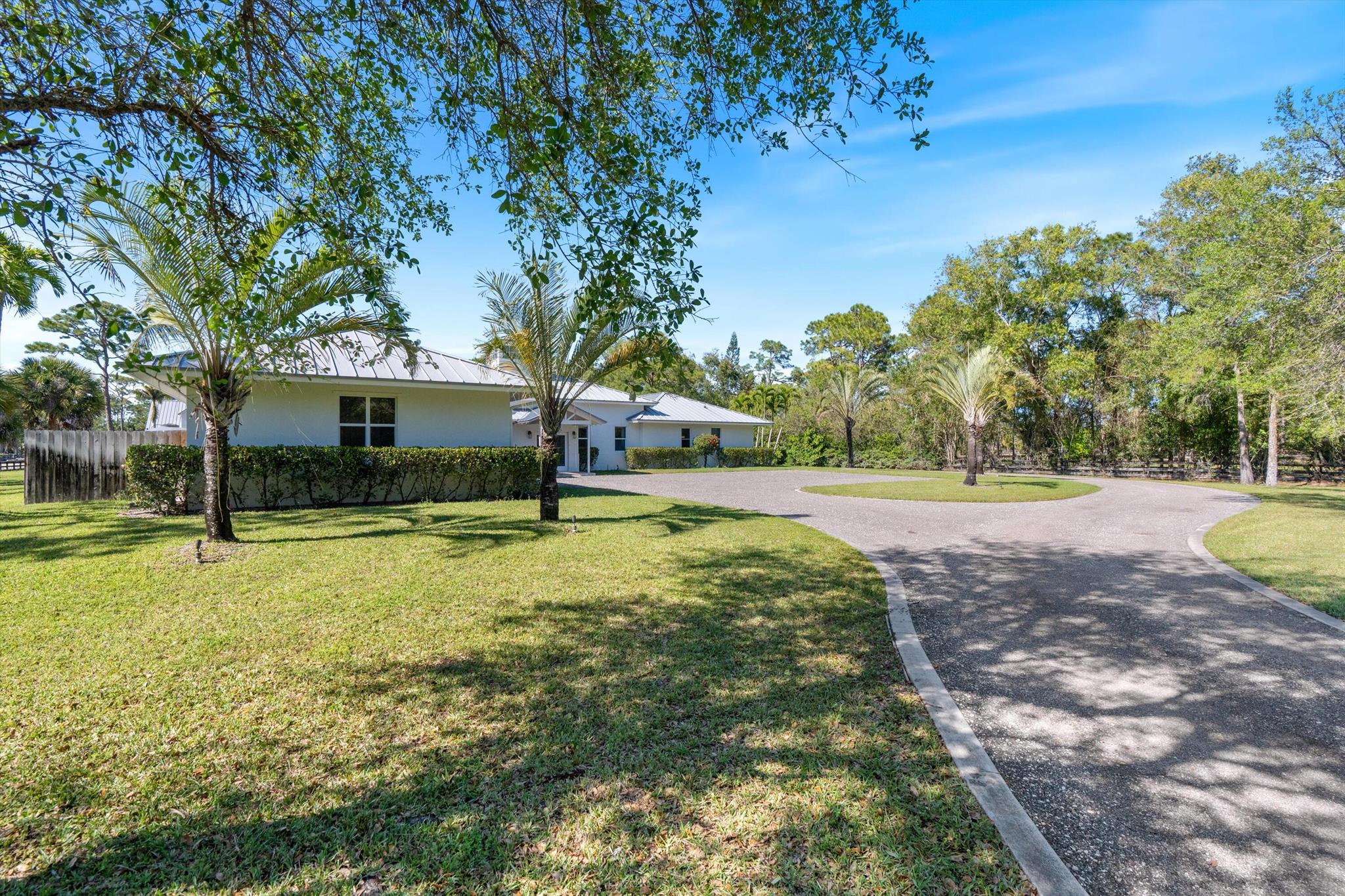 HOMELAND - Residential
