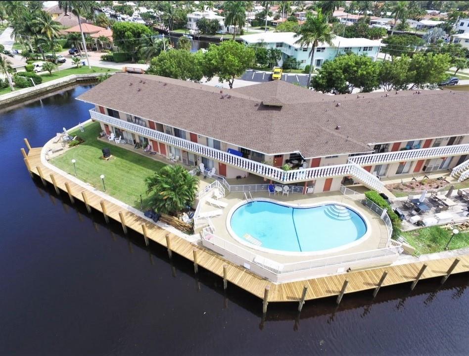 Photo of 811 SE 22nd Ave #8, Pompano Beach, FL 33062 (MLS # F10276056)