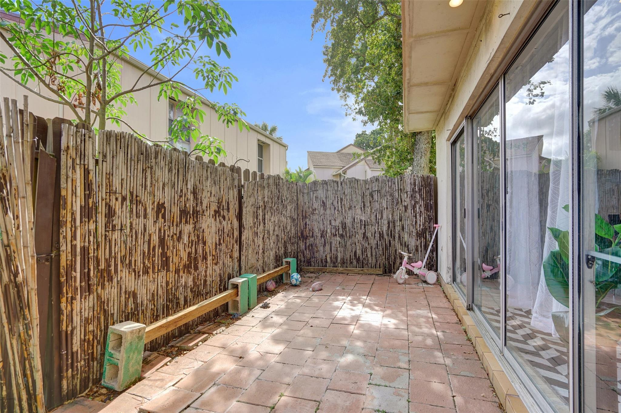 TOWNHOUSES AT JACARANDA - Residential