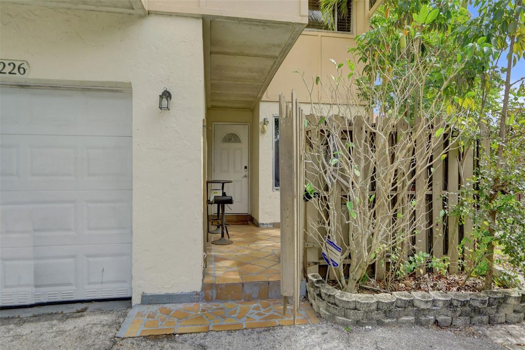 Photo of 8226 NW 8th Place #6, Fort Lauderdale, FL 33324 (MLS # F10546584)