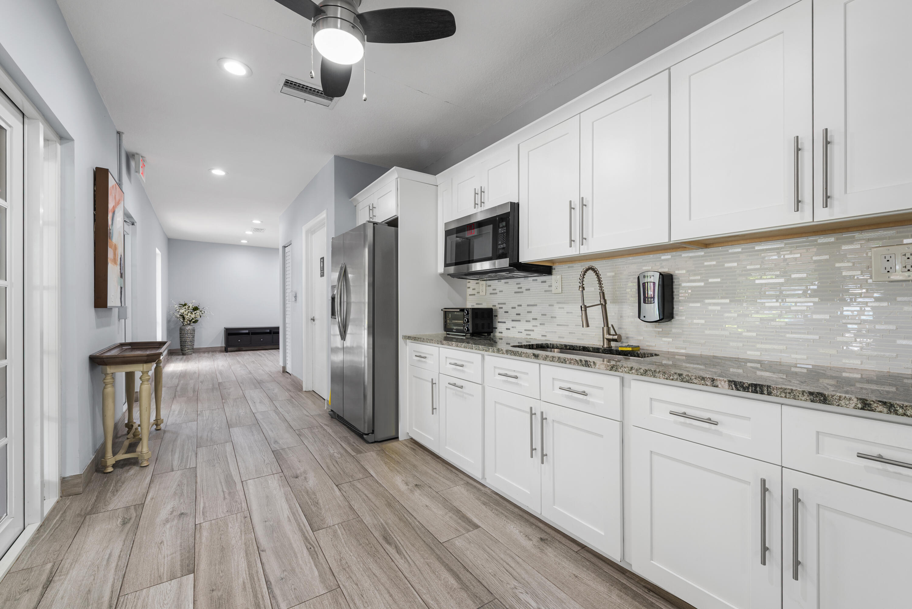 NO 117 PALM-AIRE COUNTRY CLUB - Residential