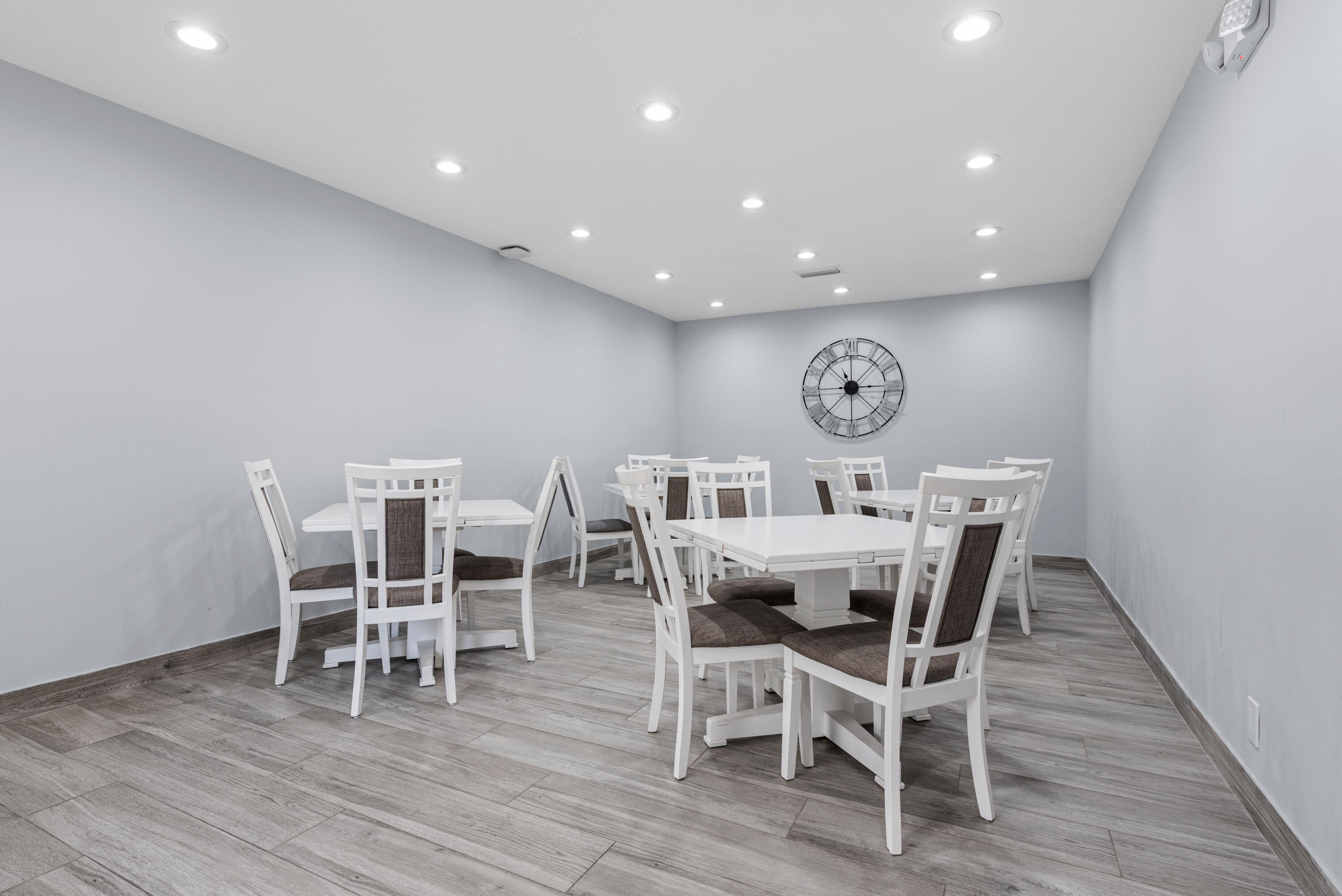 NO 117 PALM-AIRE COUNTRY CLUB - Residential